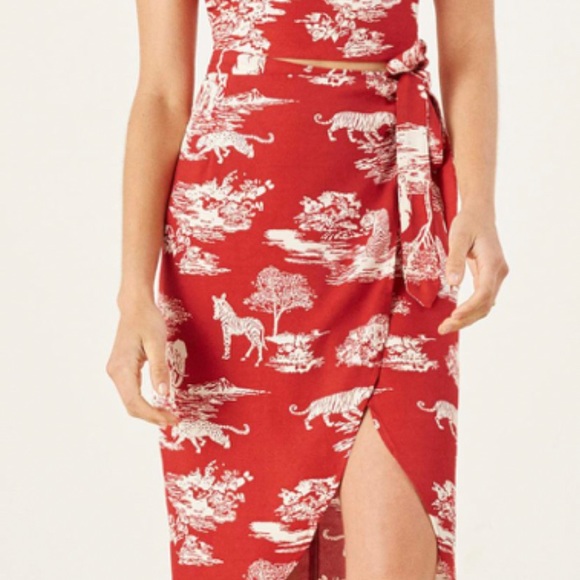 NWT Reformation Retro Red Print Kaila midi wrap dress - Picture 4 of 4